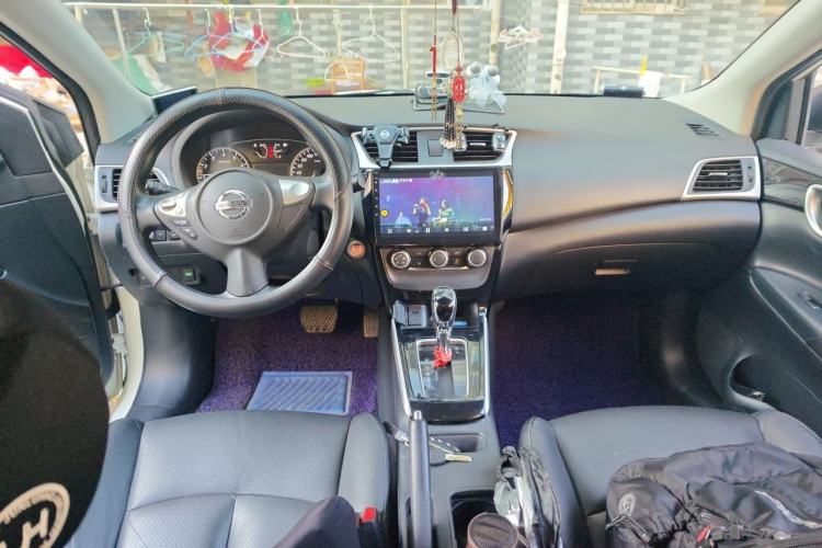 Used Nissan Sylphy 2016 1.6XV CVT Smart Enjoyment Version Center Console