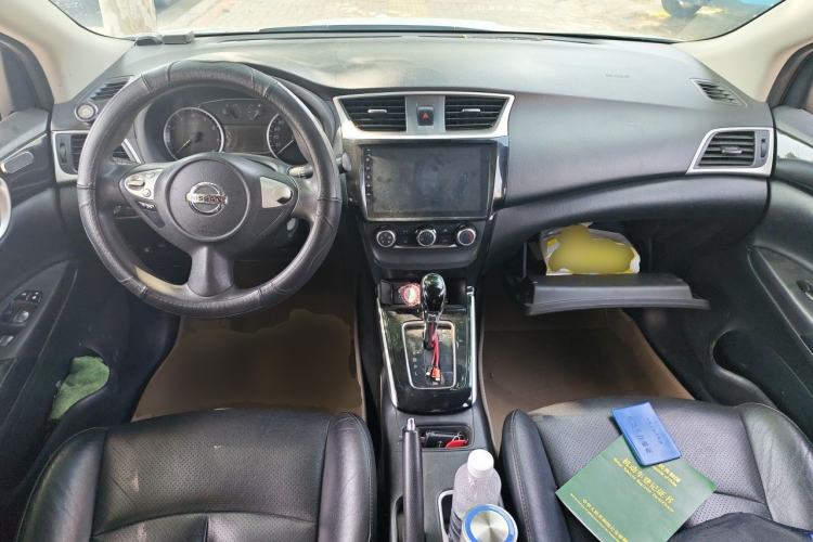 Used Nissan Sylphy 2016 1.6 XL CVT Luxury Edition Center Console