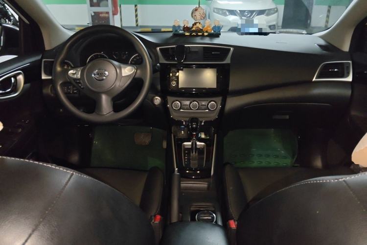 Used Nissan Sylphy 2016 1.6XV CVT Smart Enjoyment Version Center Console