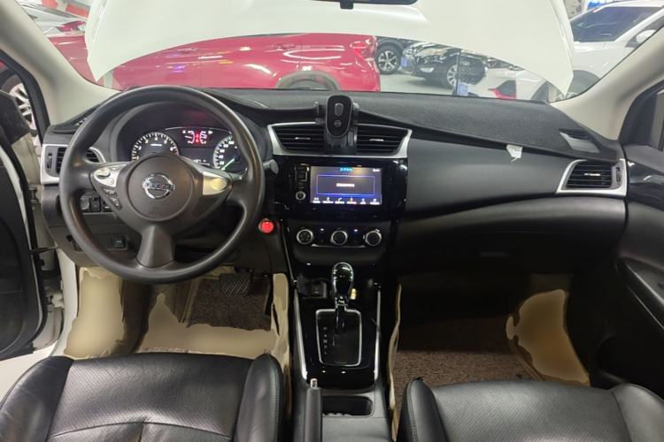 Used Nissan Sylphy 2016 1.6XV CVT Smart Enjoyment Version Center Console
