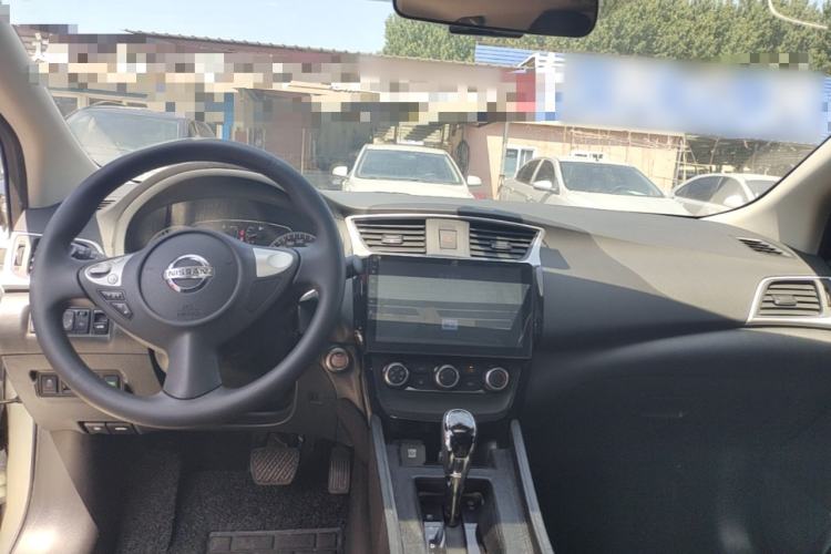 Used Nissan Sylphy 2016 1.6 XL CVT Deluxe Edition Center Console