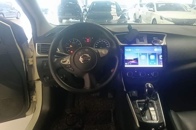 Used Nissan Sylphy 2016 1.6 XL CVT Deluxe Edition Center Console