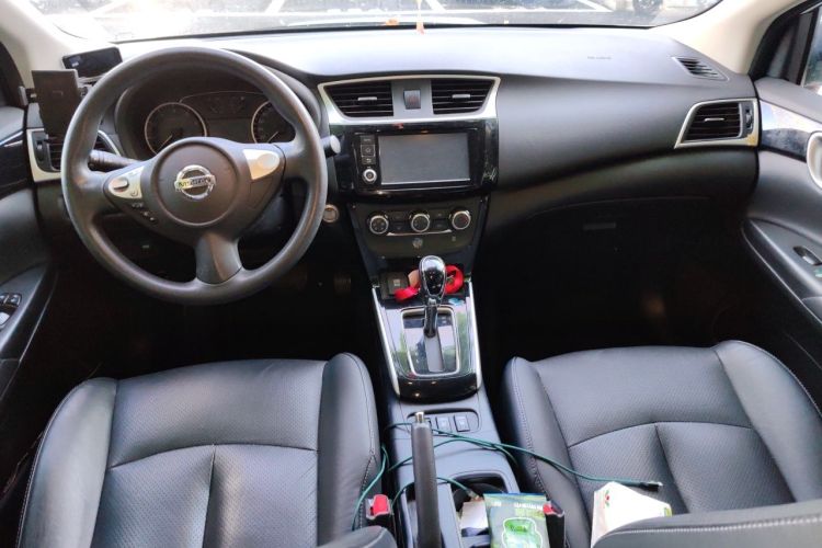 Used Nissan Sylphy 2016 1.6 XL CVT Deluxe Edition Center Console