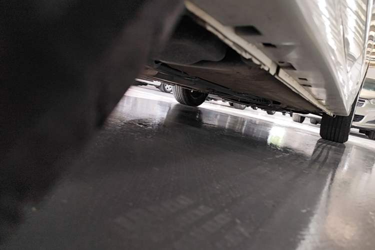 Used Nissan Sylphy 2016 Classic 1.6XE Manual Comfort Edition Chassis Rear Right