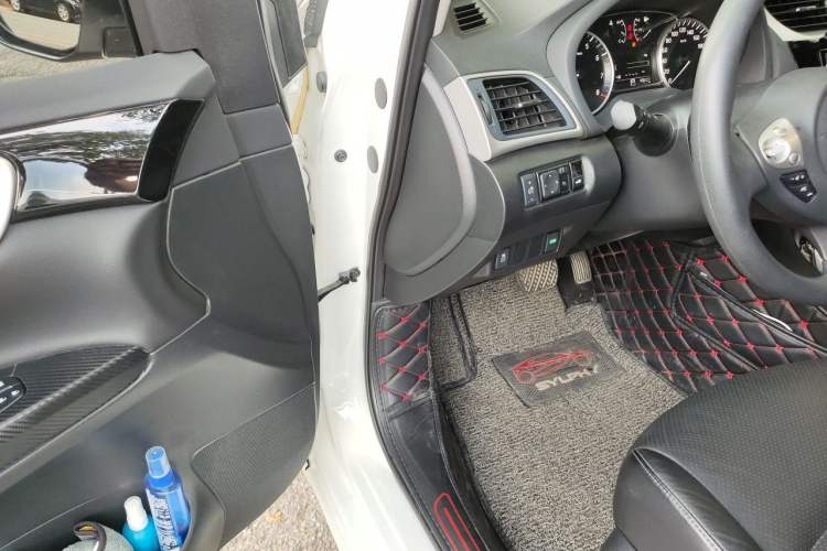Used Nissan Sylphy 2016 1.6XV CVT Smart Enjoyment Version Driver Seat