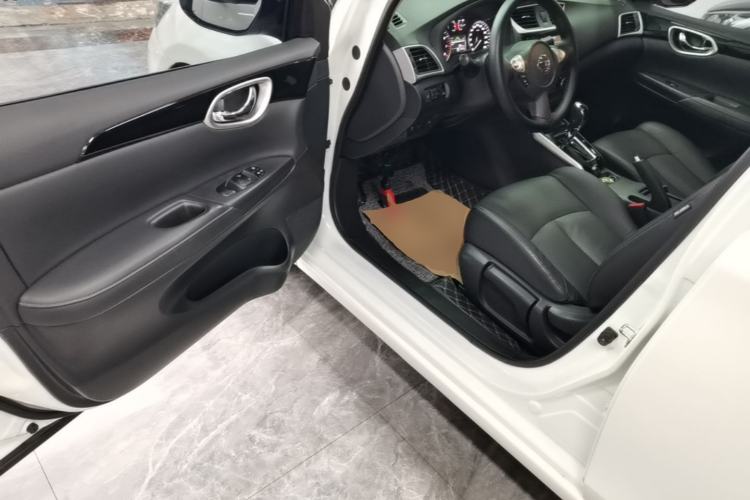 Used Nissan Sylphy 2016 1.6 XL CVT Deluxe Edition Driver Seat