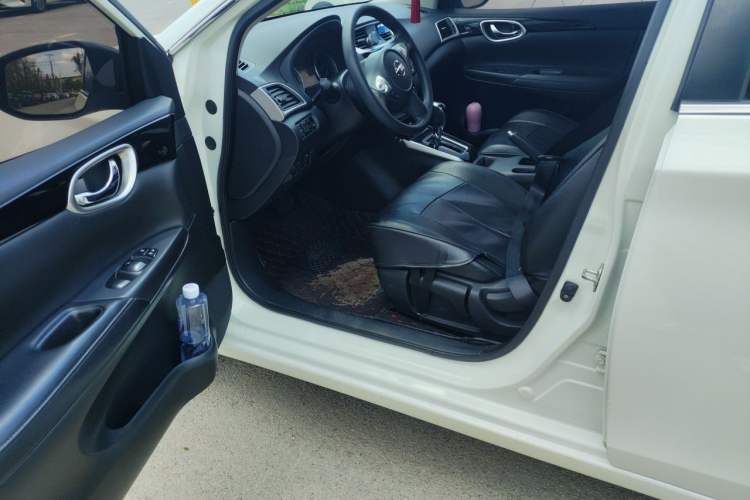 Used Nissan Sylphy 2016 1.6 XL CVT Deluxe Edition Driver Seat
