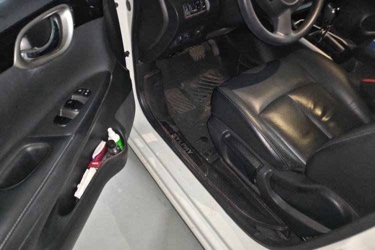 Used Nissan Sylphy 2016 1.6 XL CVT Luxury Edition Driver Seat