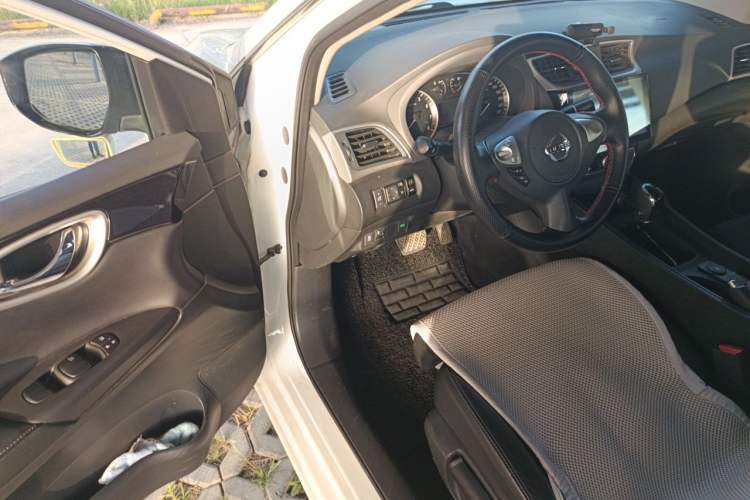 Used Nissan Sylphy 2016 1.6 XL CVT Deluxe Edition Driver Seat
