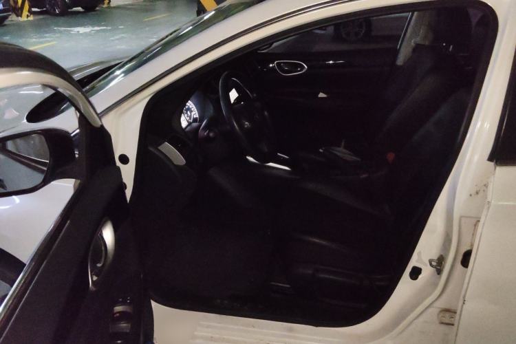Used Nissan Sylphy 2016 1.6 XL CVT Luxury Edition Driver Seat