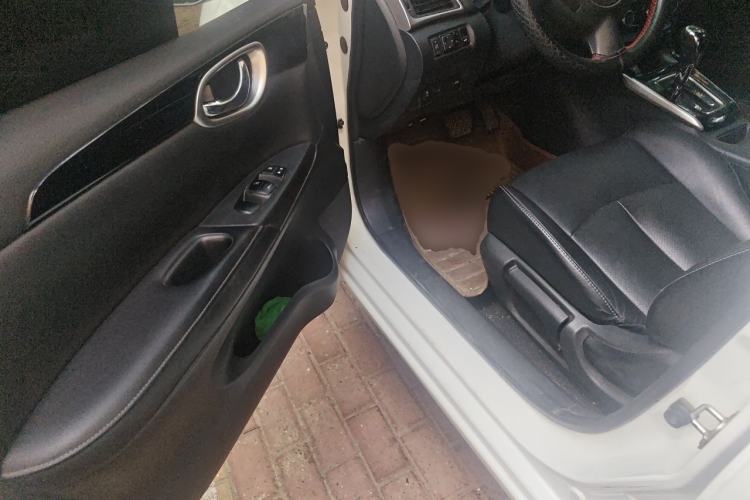 Used Nissan Sylphy 2016 1.6 XL CVT Luxury Edition Driver Seat