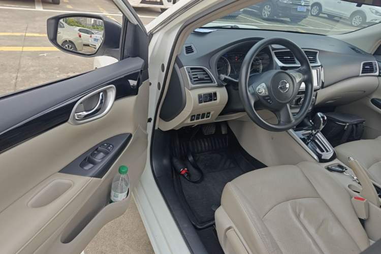 Used Nissan Sylphy 2016 1.6 XL CVT Deluxe Edition Driver Seat