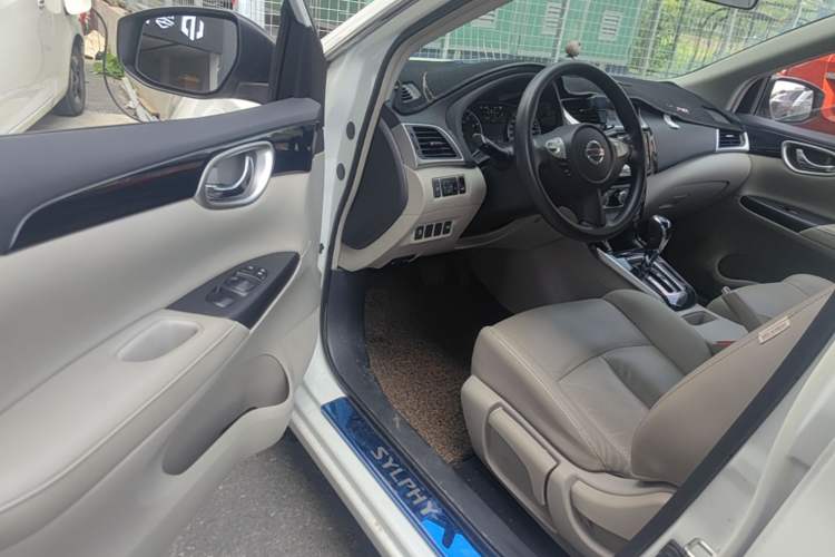 Used Nissan Sylphy 2016 1.6XV CVT Smart Enjoyment Version Driver Seat