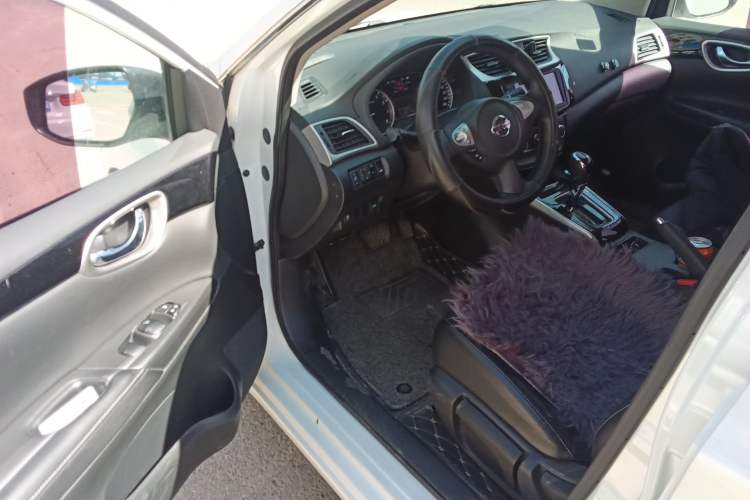 Used Nissan Sylphy 2016 1.6XV CVT Smart Enjoyment Version Driver Seat