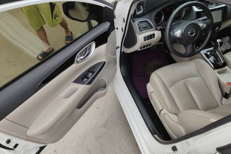 Used Nissan Sylphy 2016 1.6 XL CVT Deluxe Edition Driver Seat