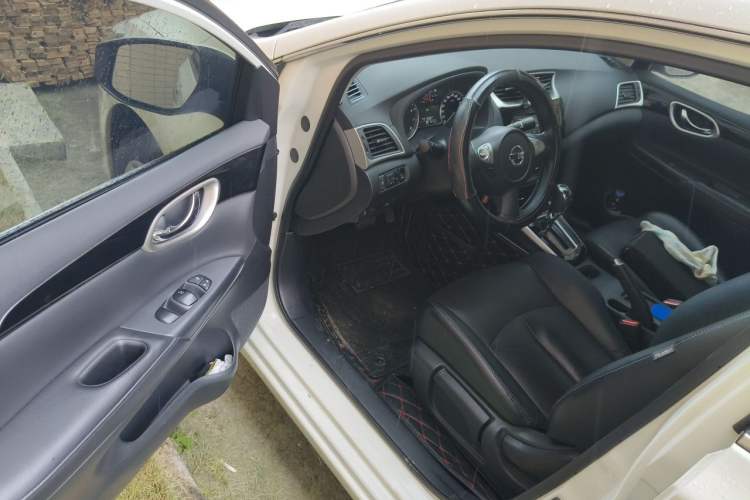 Used Nissan Sylphy 2016 1.6 XL CVT Luxury Edition Driver Seat