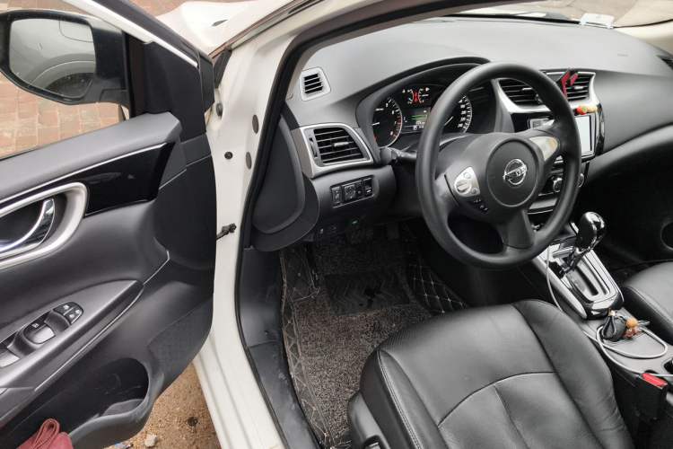 Used Nissan Sylphy 2016 1.6 XL CVT Deluxe Edition Driver Seat