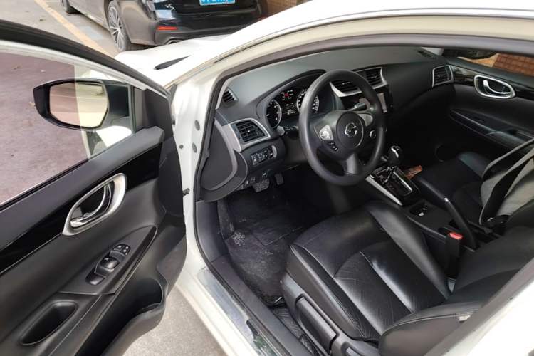 Used Nissan Sylphy 2016 1.6 XL CVT Deluxe Edition Driver Seat
