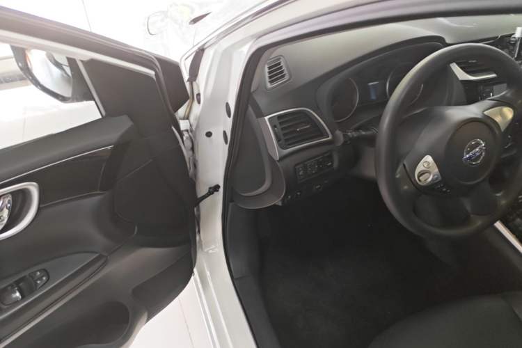 Used Nissan Sylphy 2016 1.6XV CVT Smart Enjoyment Version Driver Seat