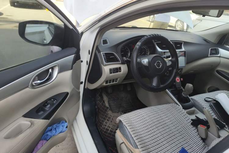 Used Nissan Sylphy 2016 1.6XE Manual Comfort Edition Driver Seat