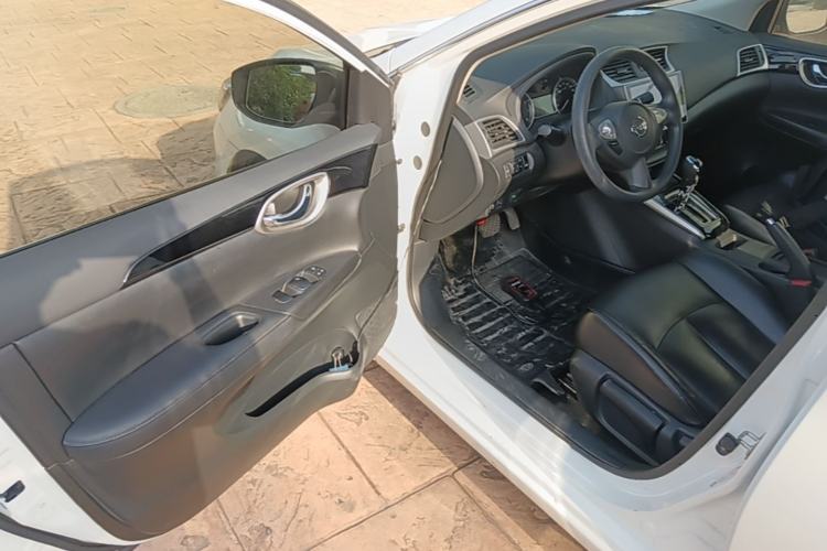 Used Nissan Sylphy 2016 1.6 XL CVT Luxury Edition Driver Seat