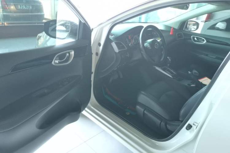 Used Nissan Sylphy 2016 1.6 XL CVT Luxury Edition Driver Seat