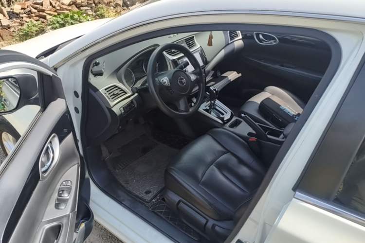 Used Nissan Sylphy 2016 1.6 XL CVT Deluxe Edition Driver Seat