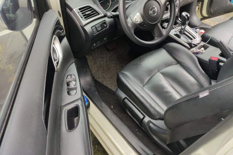 Used Nissan Sylphy 2016 1.6 XL CVT Deluxe Edition Driver Seat
