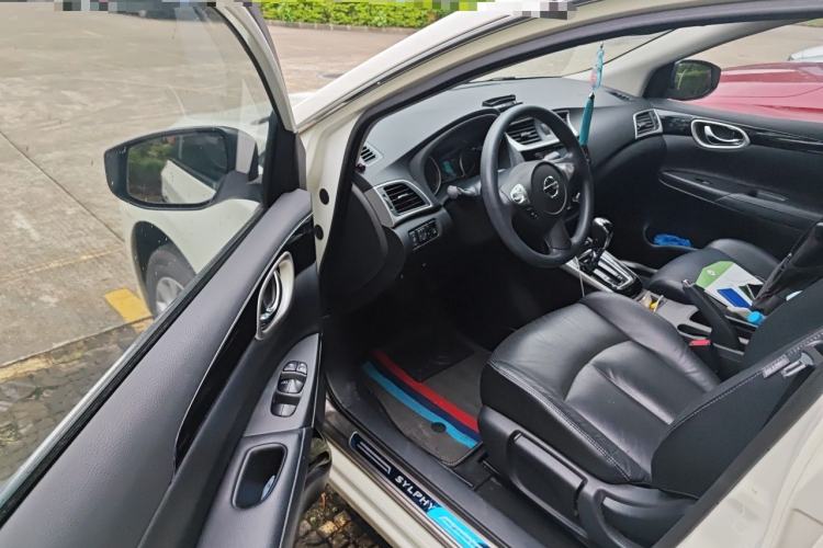 Used Nissan Sylphy 2016 1.6 XL CVT Deluxe Edition Driver Seat