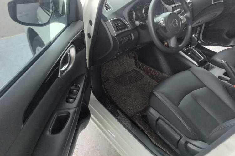 Used Nissan Sylphy 2016 1.6 XL CVT Luxury Edition Driver Seat