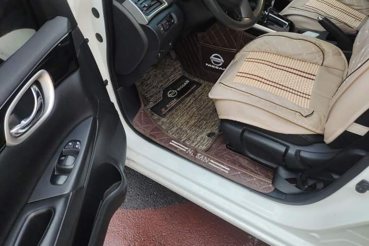 Used Nissan Sylphy 2016 1.6 XL CVT Luxury Edition Driver Seat