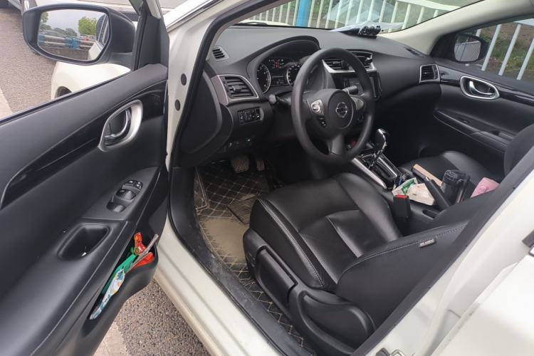Used Nissan Sylphy 2016 1.6 XL CVT Deluxe Edition Driver Seat