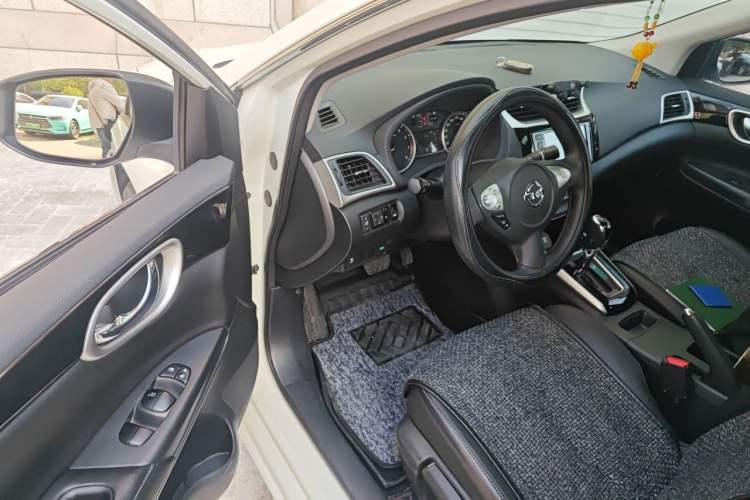 Used Nissan Sylphy 2016 1.6XV CVT Smart Enjoyment Version Driver Seat