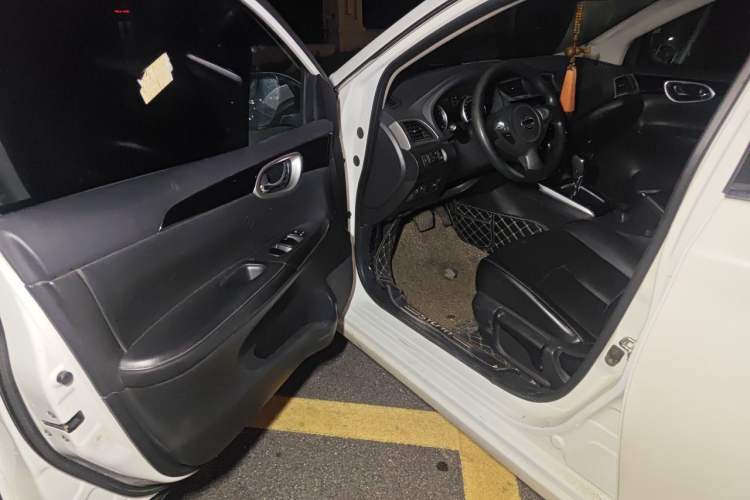 Used Nissan Sylphy 2016 1.6 XL CVT Luxury Edition Driver Seat