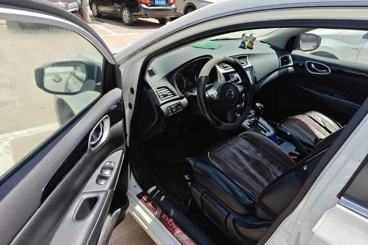 Used Nissan Sylphy 2016 1.6 XL CVT Deluxe Edition Driver Seat