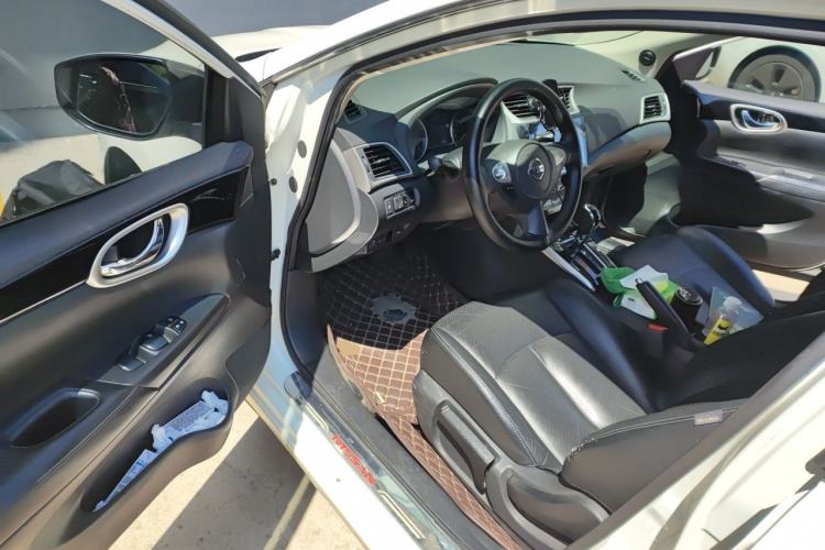 Used Nissan Sylphy 2016 1.6 XL CVT Luxury Edition Driver Seat