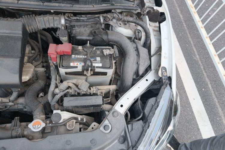 Used Nissan Sylphy 2016 1.6XV CVT Smart Enjoyment Version Engine Bay Left