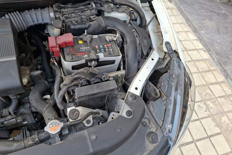 Used Nissan Sylphy 2016 1.6XV CVT Smart Enjoyment Version Engine Bay Left