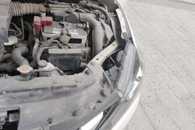 Used Nissan Sylphy 2016 1.6 XL CVT Deluxe Edition Engine Bay Left