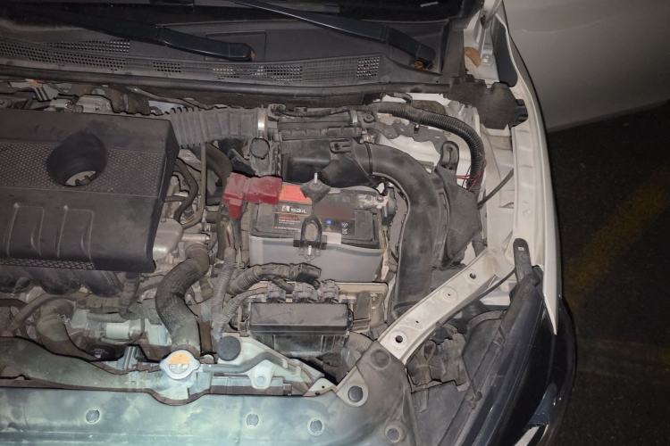 Used Nissan Sylphy 2016 1.6 XL CVT Deluxe Edition Engine Bay Left