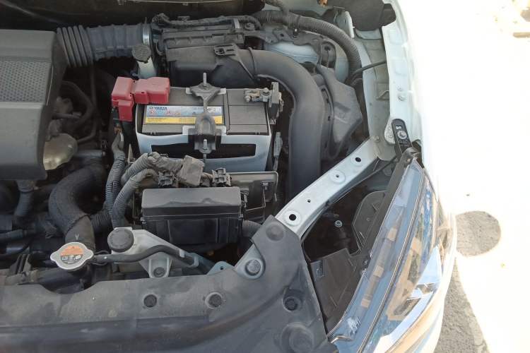 Used Nissan Sylphy 2016 1.6XV CVT Smart Enjoyment Version Engine Bay Left