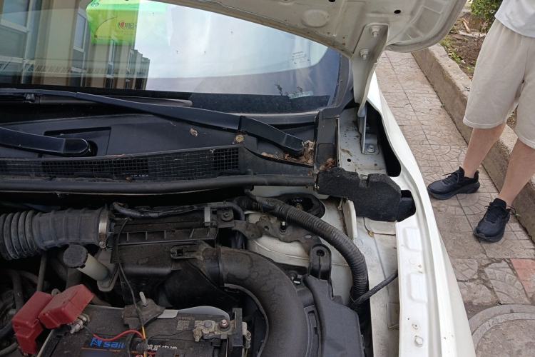 Used Nissan Sylphy 2016 1.6 XL CVT Deluxe Edition Engine Bay Left