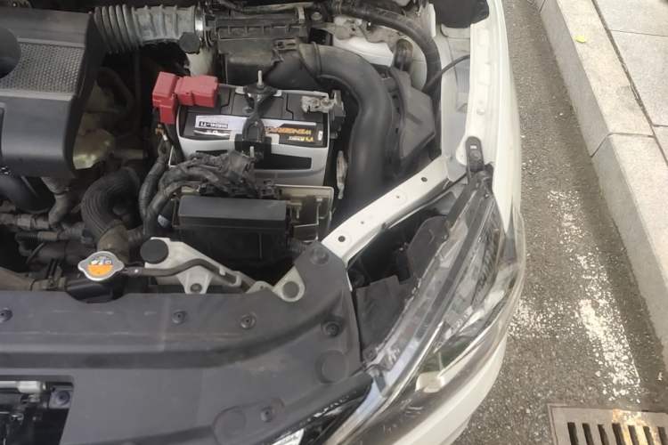 Used Nissan Sylphy 2016 1.6 XL CVT Luxury Edition Engine Bay Left