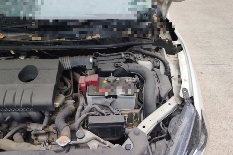 Used Nissan Sylphy 2016 1.6 XL Manual Luxury Edition Engine Bay Left