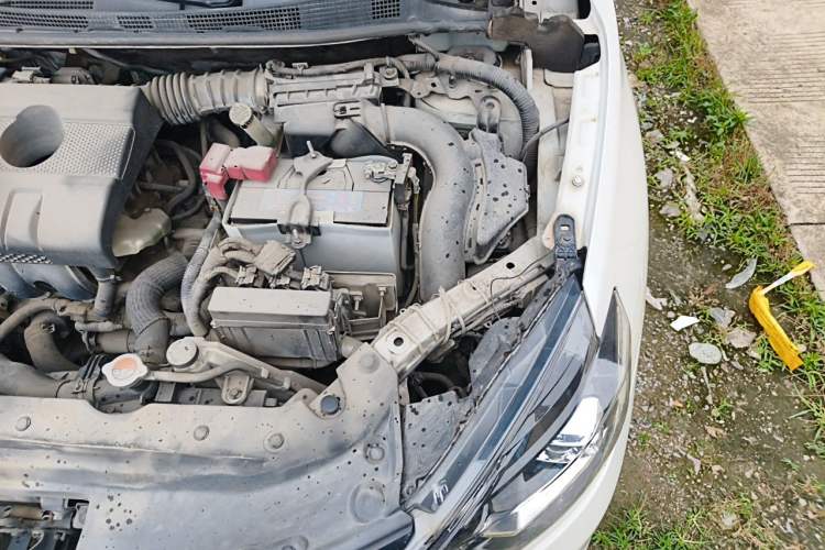 Used Nissan Sylphy 2016 1.6 XL CVT Deluxe Edition Engine Bay Left