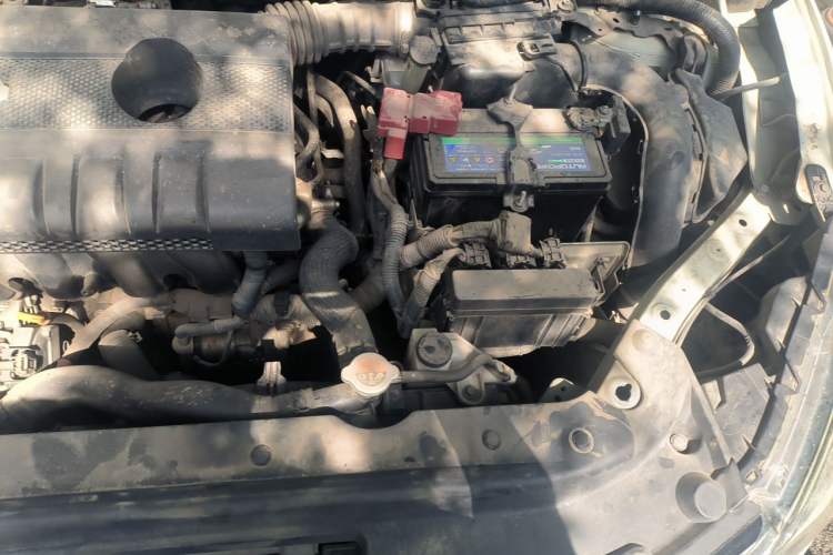 Used Nissan Sylphy 2016 1.6 XL CVT Deluxe Edition Engine Bay Left