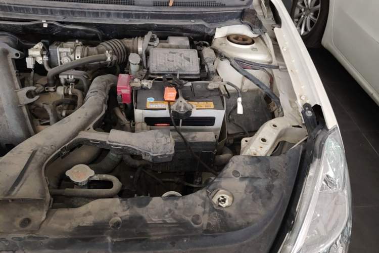 Used Nissan Sylphy 2016 Classic 1.6XE Automatic Comfort Edition Engine Bay Left