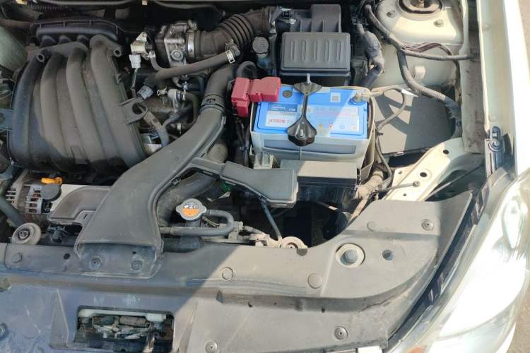 Used Nissan Sylphy 2016 Classic 1.6XE Manual Leading Edition Engine Bay Left