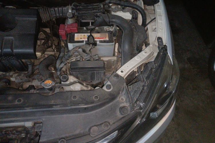 Used Nissan Sylphy 2016 1.6 XL CVT Luxury Edition Engine Bay Left