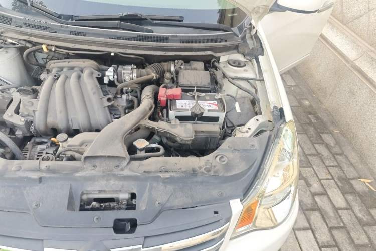 Used Nissan Sylphy 2016 Classic 1.6XE Automatic Leading Edition Engine Bay Left